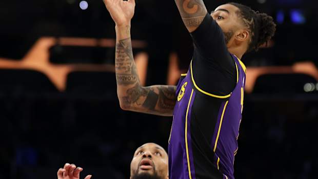 d'angelo russell damian lillard lakers bucks